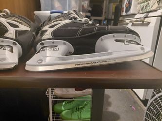 Ccm Ice Hocky Skates Size 10.5
