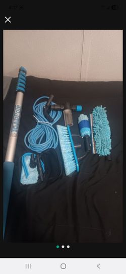 Water Fed Poll & Brush - CLEANS Windows & Solar Panels