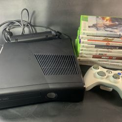 Microsoft Xbox 360 S Slim 250GB Model 1439 Video Game Console