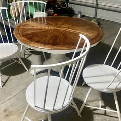 48-60” Round Solid Wood Table With 4 Chairs 