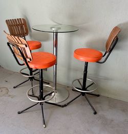 Chrome Orange Mid-Century Modern Chrome Table/3 Chairs