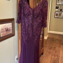 Formal Mother Of The Bride/Groom dress