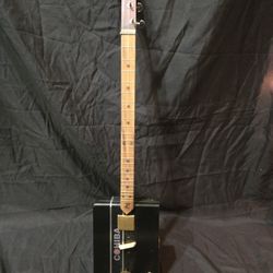 Cigarbox Guitar