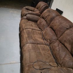COUCHES / SOFAS