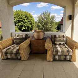 EXQUISITE PAIR OF VINTAGE COASTAL RATTAN LOUNGE CHAIRS