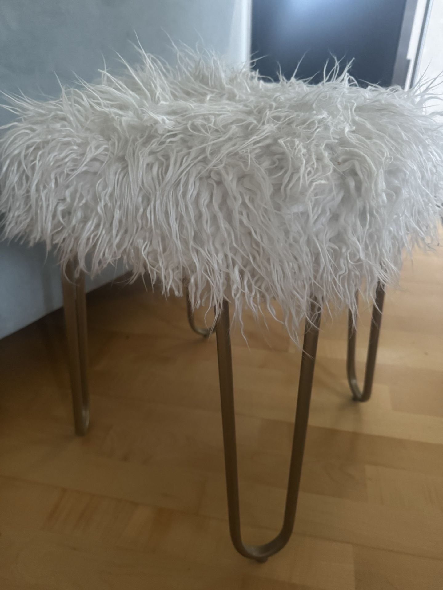 Stool/ Chair