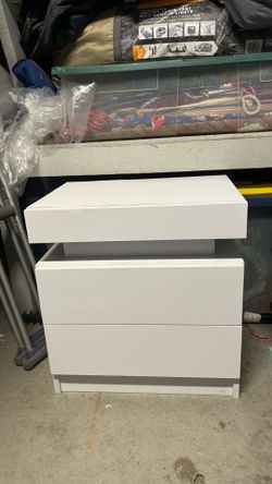 Night stand