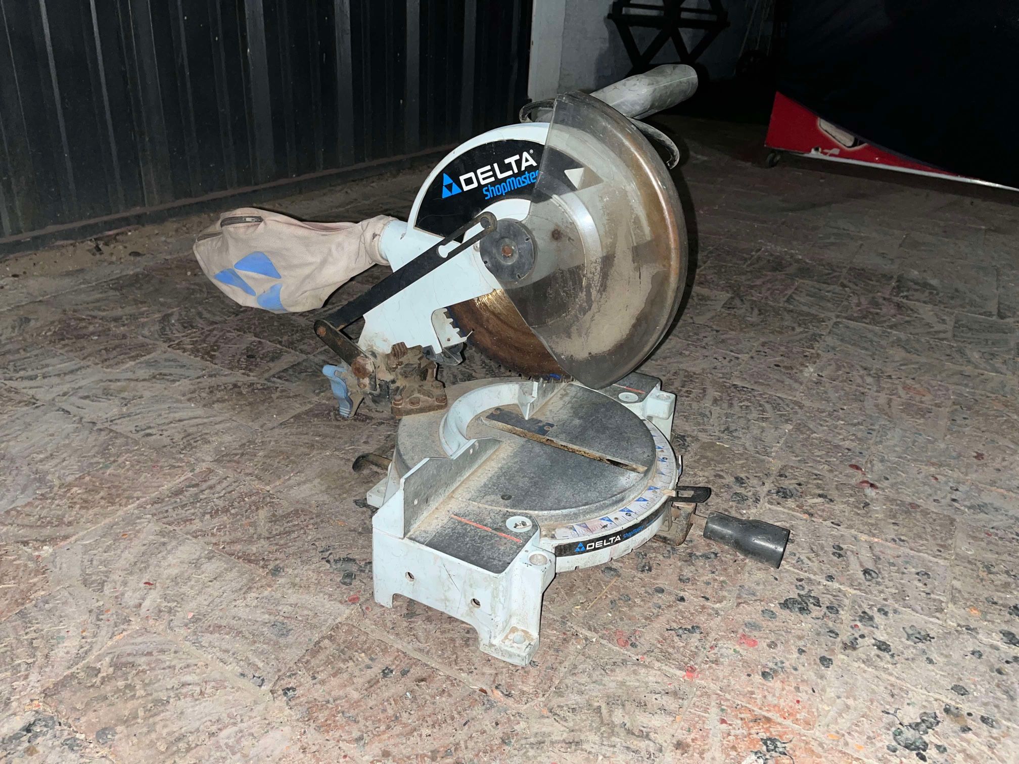 DELTA shopmaster 10” Electric Plug-in Compound Power Miter Saw