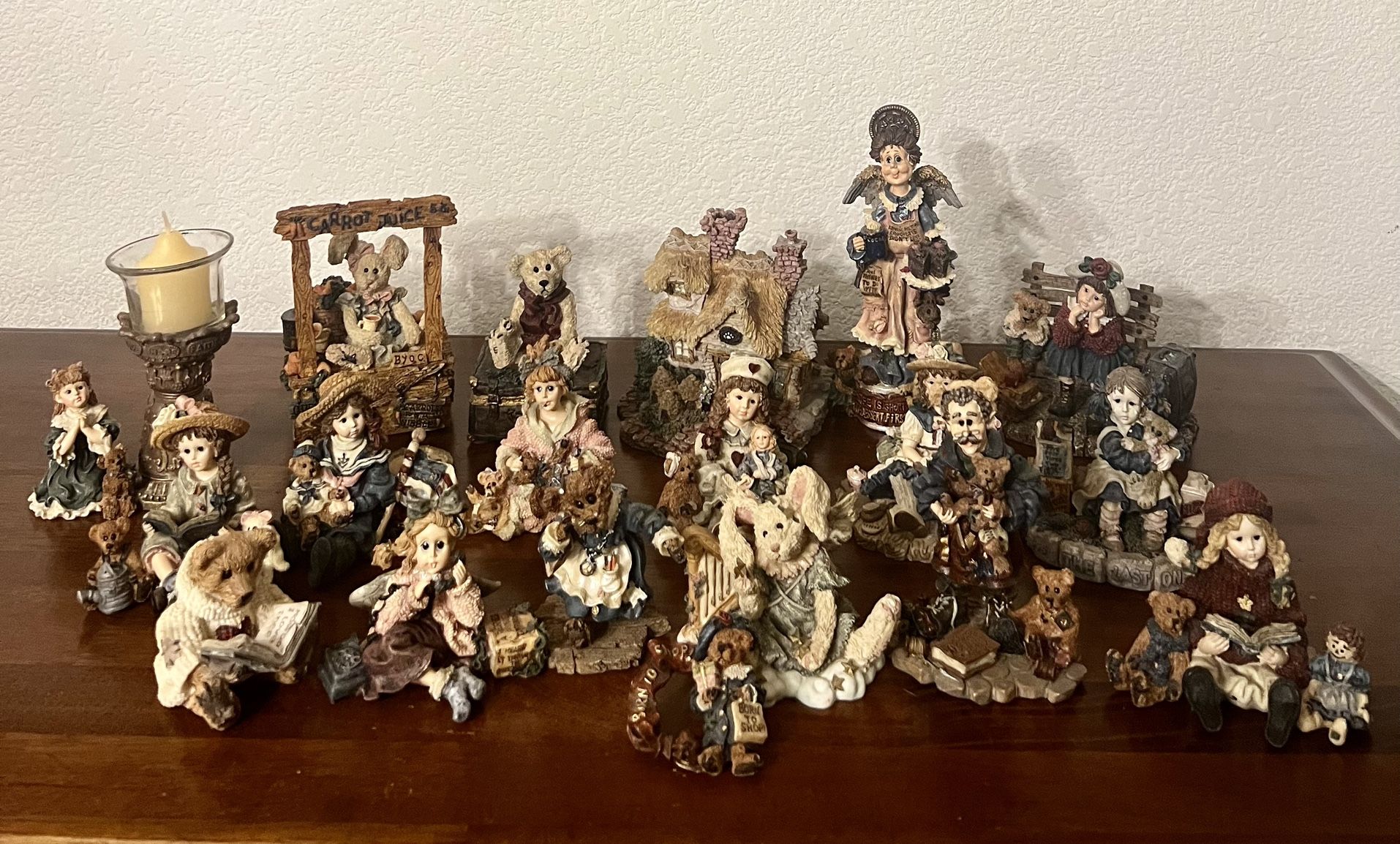 Lots Of 18 the Boyds Collection Bear With Friends 