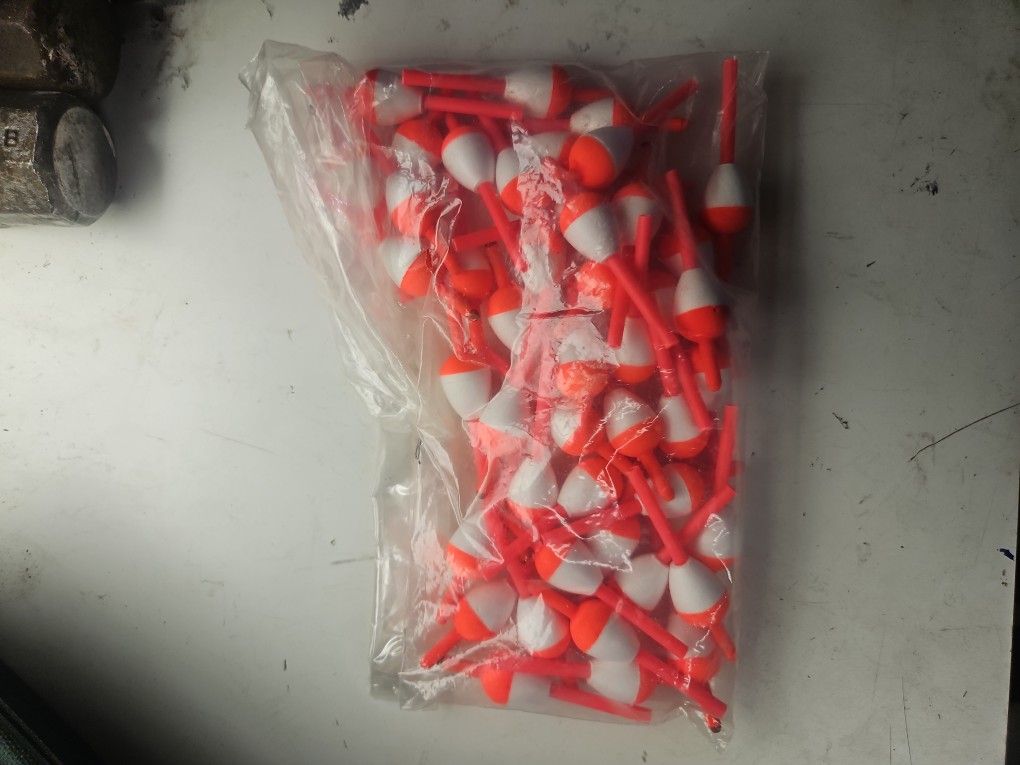 Bag Of 40 Small Bobbers