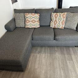 Sectional Sofa 