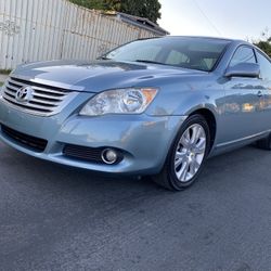 2008 Toyota Avalon XLS