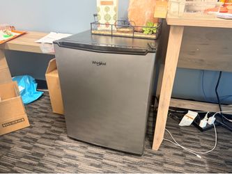 Mini fridge