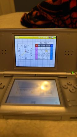 Nintendo DS Lite Handheld Gaming Console