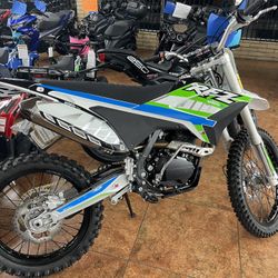 250cc Dirt Bikes Apollo Thunder 250