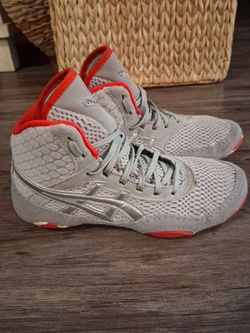 ASICS