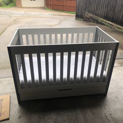 Beautiful Baby Crib 