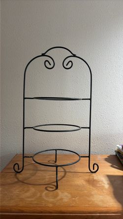 Plate stand