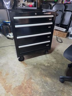 Tool Box Husky brand