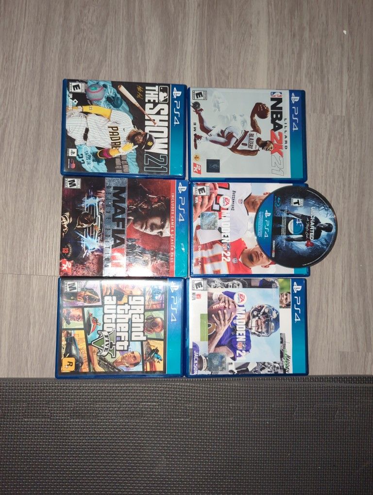 PS4 games.