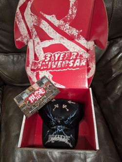 Vendo Gorra Rude Awakening 3 Aniversario " Heavens Wrath" Nueva con Caja y Certificado
