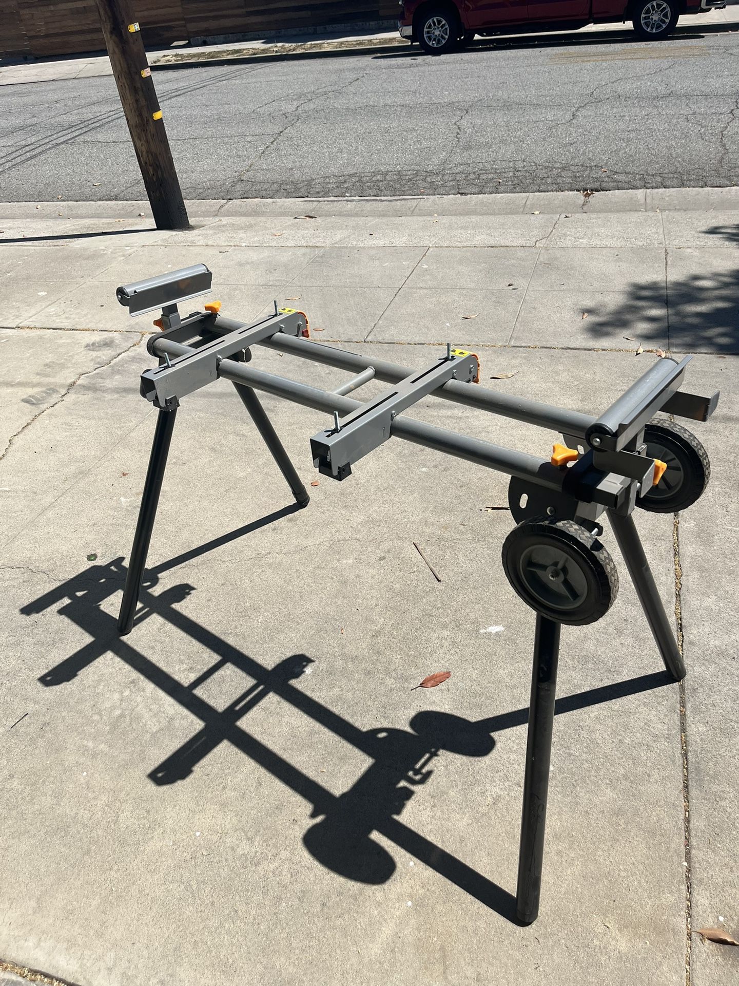 Miter Saw Mobile Stand