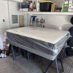 New Stearns and Foster CAL KING