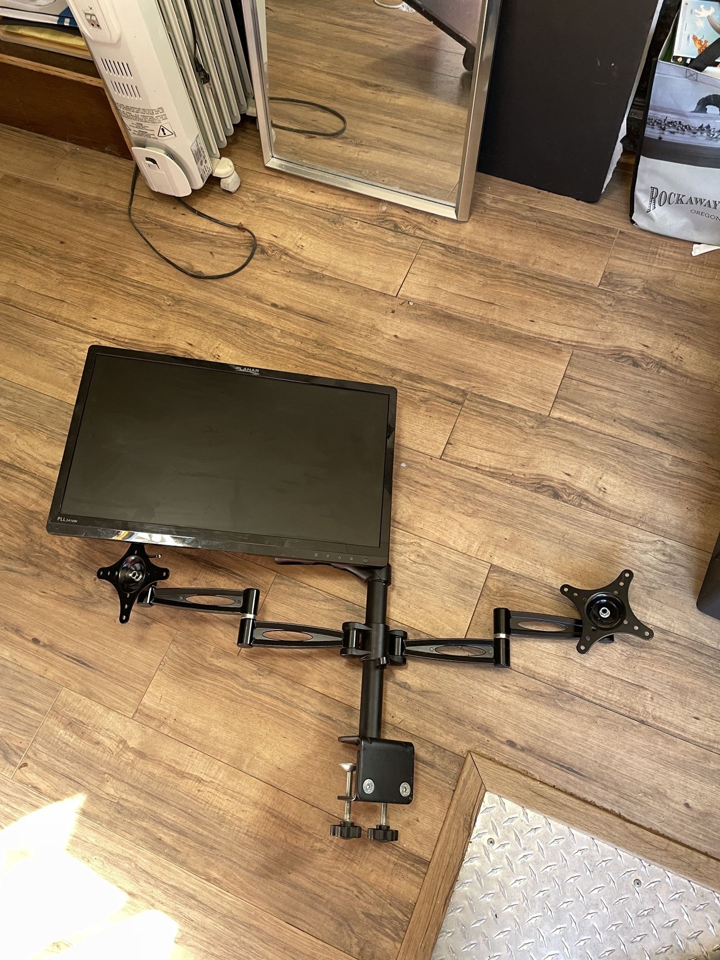 Three Arm Monitor Mount + Planar Computer Monitor