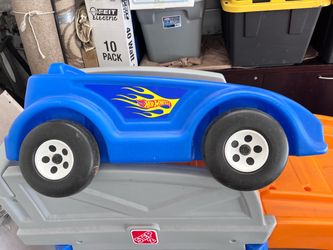 Step 2 Hot Wheels Kids Race Track Toy