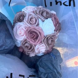 7 Wedding Balls And Aisle Decor