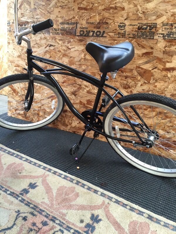 LYRIC CYCLES BEACH CRUISER