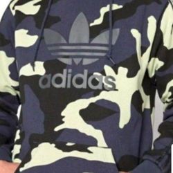 ADIDAS ORIGINALS TREFOIL GRAPHIC SHADOW MAVY CAMO MEN'S PULLOVER THICK HOODIE SWEATER SIZE LARGE BRAND NEW WITH TAGS CHECK OUT THE REST OF MY OFFERS. 