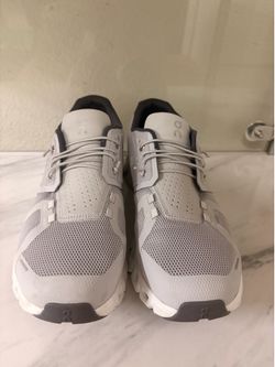 ON Cloud Running Shoes – Men’s Size 8.5 – Worn Once