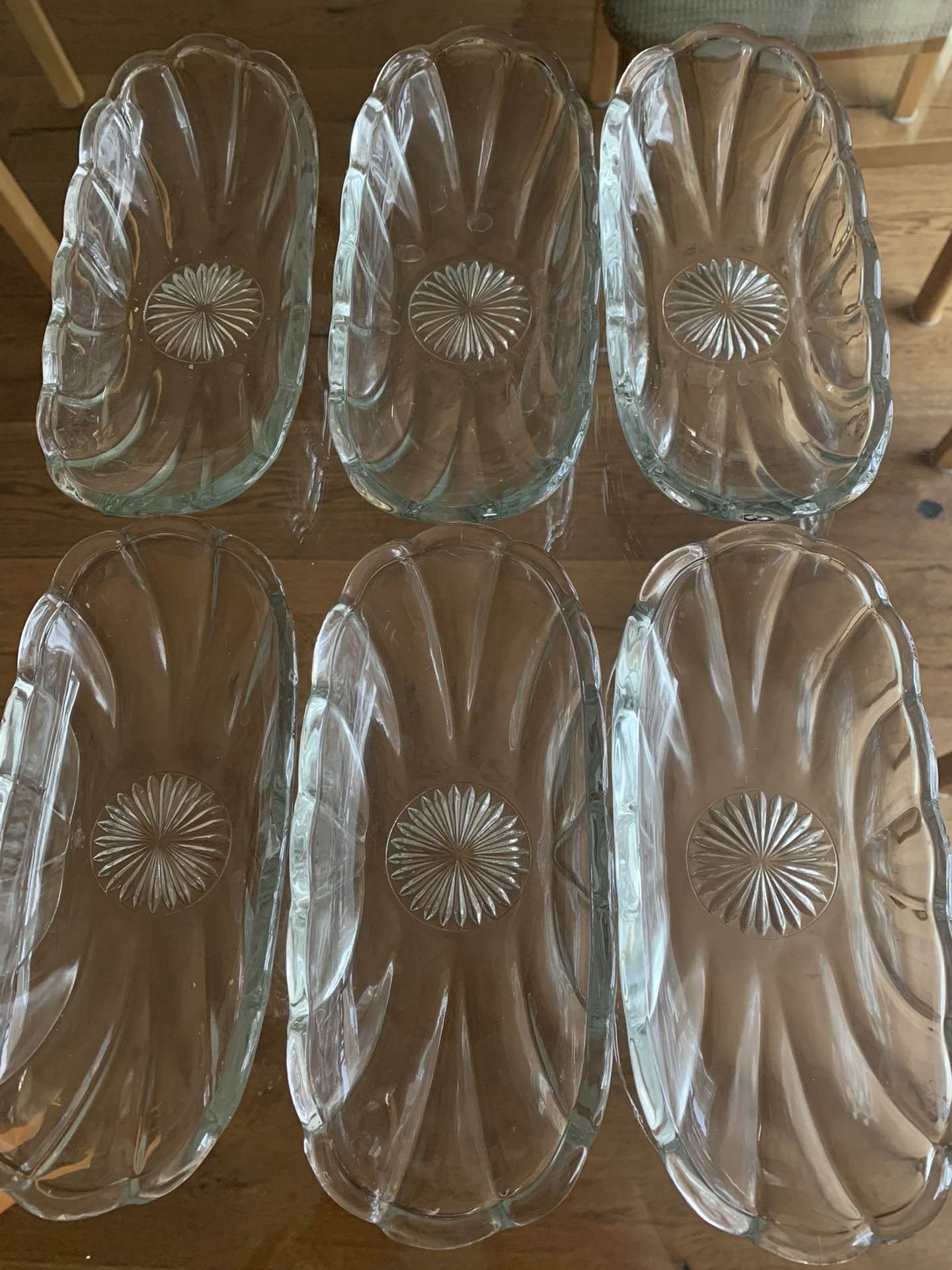 Six Clear Vintage Ice Cream Dish.