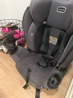 Evenflo swivel car seat