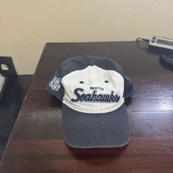 NFL Seattle Seahawks Reebok Football Hat Cap Men’s Size Large Blue White 100% Cotton