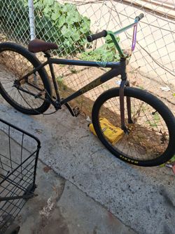 Throne da goon bike