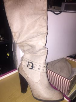 Size 9 boot $15