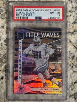 Ezekiel Elliot Title Waves Gold /10 PSA 8 Dallas Cowboys