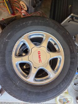 GMC wheels and tires 265/70R17