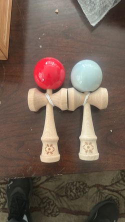 Kendamas set of 2