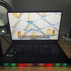 MSI raider GE76 12 UE