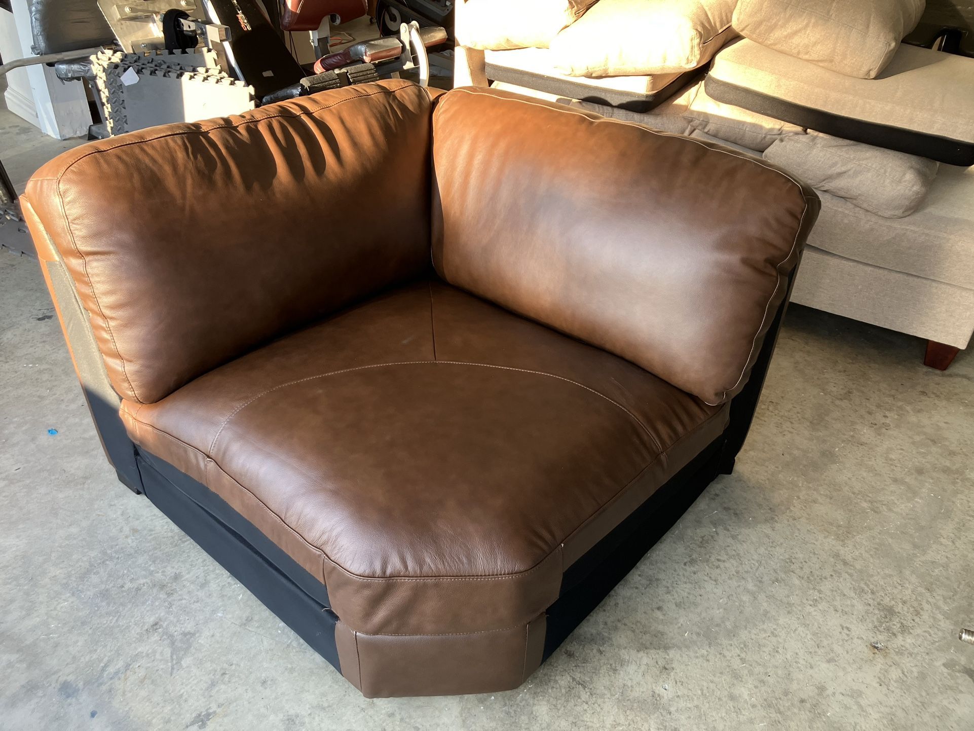 Corner Seat Kings Chair!!
