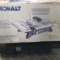Kobalt Tabletop Wet Tile Saw