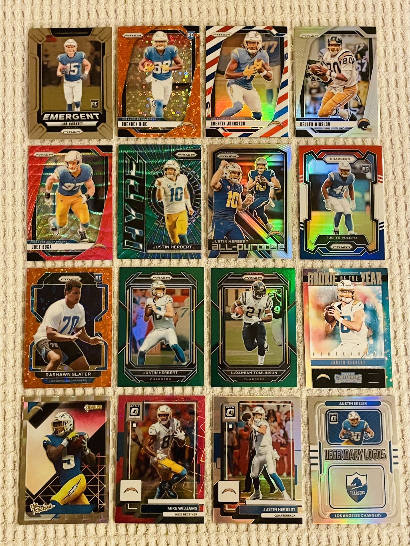 Los Angeles Chargers 32 Card Football Lot! Rookies, Prizms, Parallels, Memorabilia, Short Prints, Variations & More!