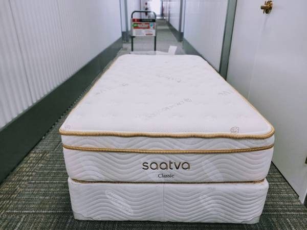 Saatva Classic mattress - Twin XL