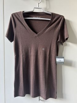 Brand new Eddie Bauer cotton blend tee size small