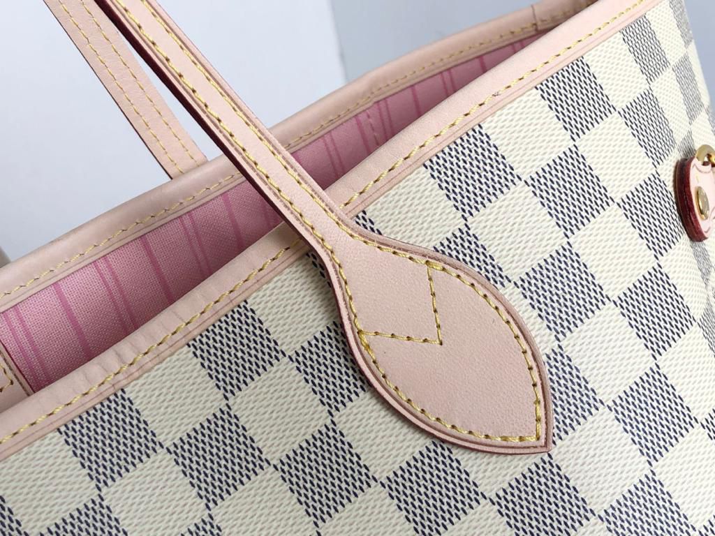 New Never Used Louis Vuitton Never full Damier Ebene Rose Ballerine for Sale  in Seattle, WA - OfferUp