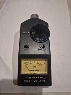 Radio Shack Realistic analog Sound Level Meter, Cat. No. 33-2050.
