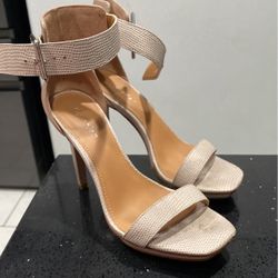 Dusty Pink CalvinKlein Heels$8